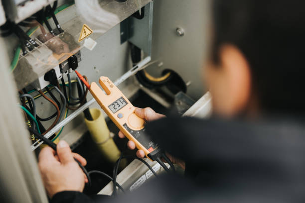 Best Emergency Electrical Repair  in Garden City, NY